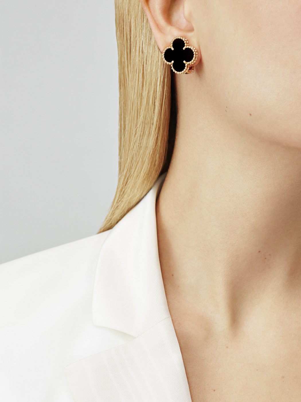 18K Yellow Gold Onyx VCA Magic Alhambra Earrings