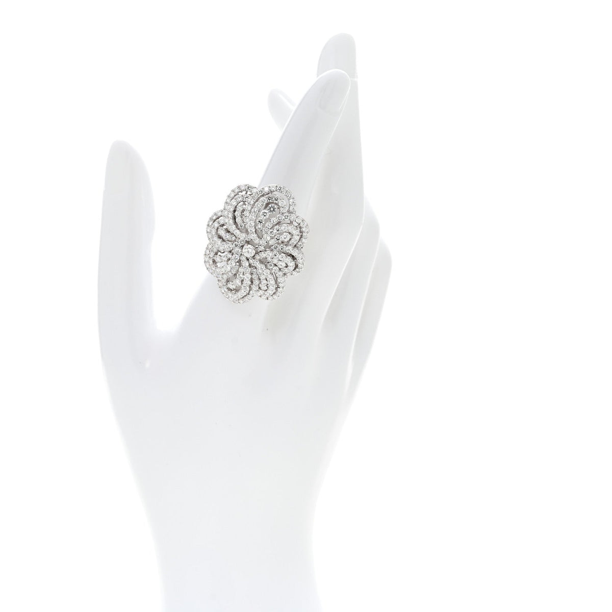 Parker & West by FASHIONPHILE18K White Gold Diamond 5.85ctw Flower Cocktail Ring 54 7