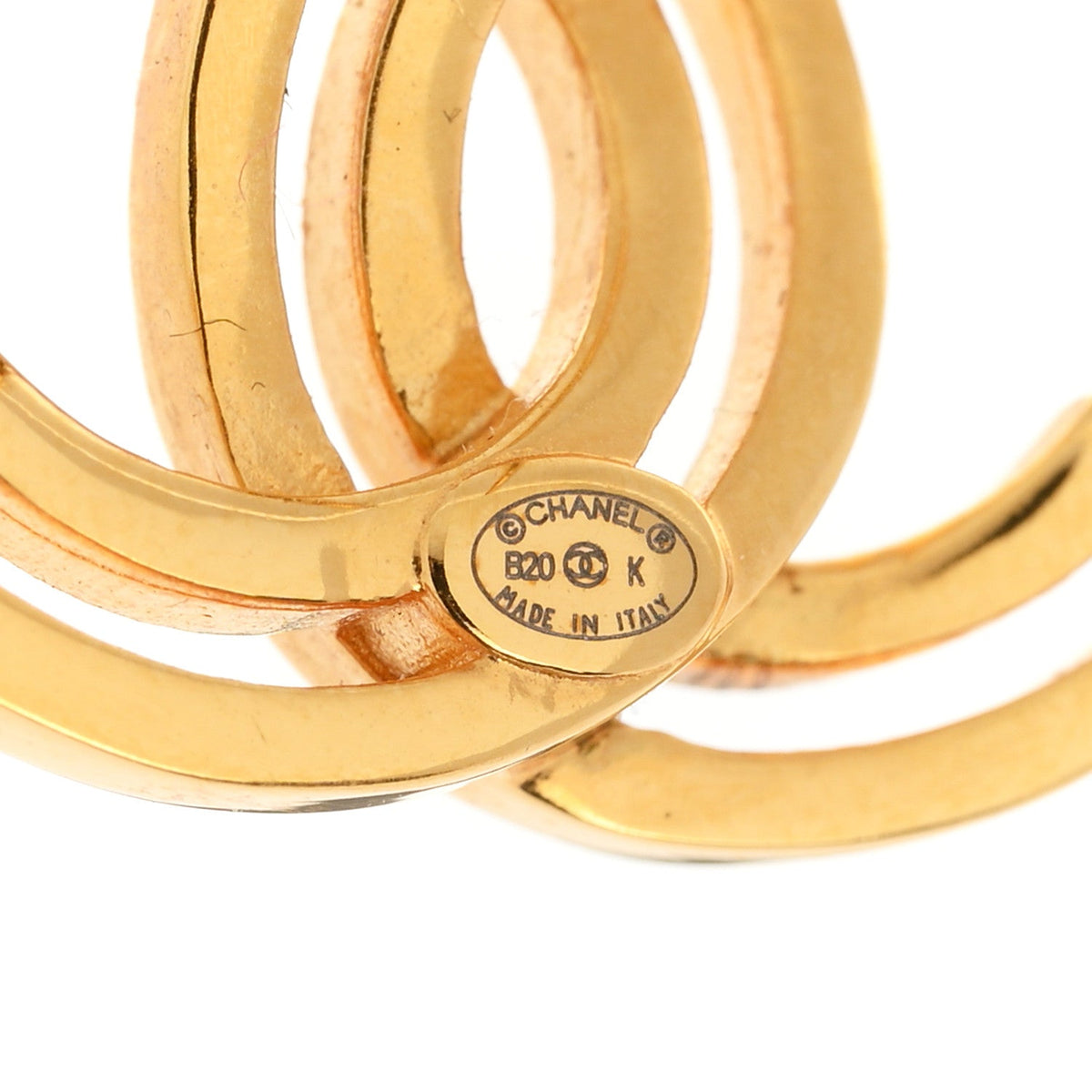 Metal Obazine CC Earrings Gold