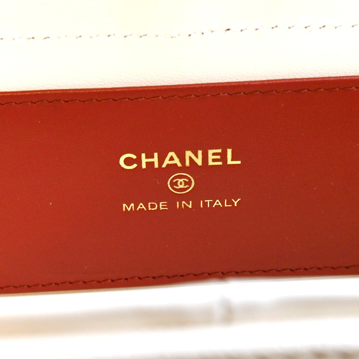 Chanel Shiny Caviar Preppy Coco Long Vanity With Strap White