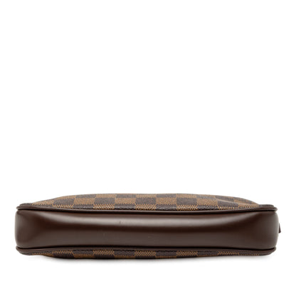 Navona Pochette Accessoires Damier