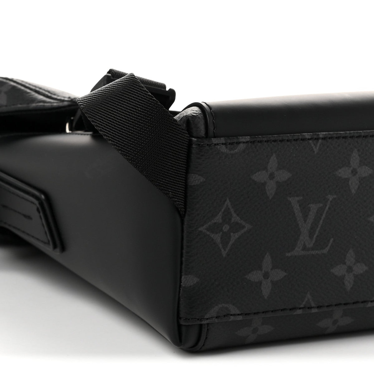 Louis Vuitton Monogram Eclipse Voyager PM Messenger Black