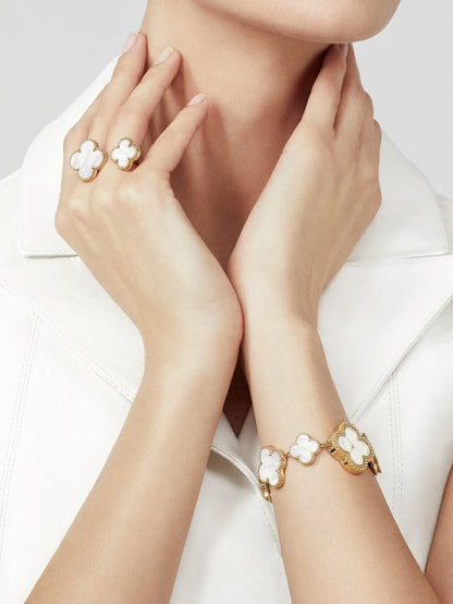 18K Gold Mother-of-Pearl VCA Magic Alhambra Between the Finger Ring