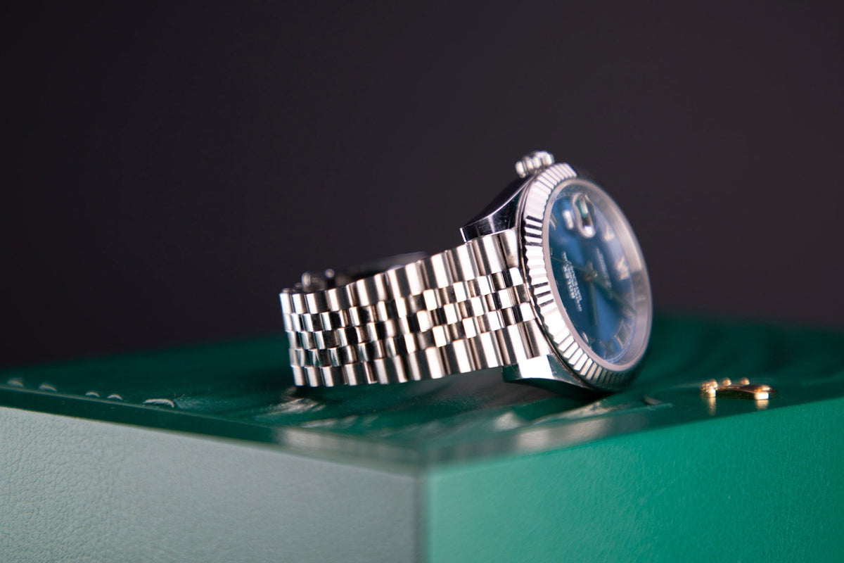 Rolex Datejust 41 mm Azzurro-Blue Oystersteel White Gold Jubilee 126334-0026