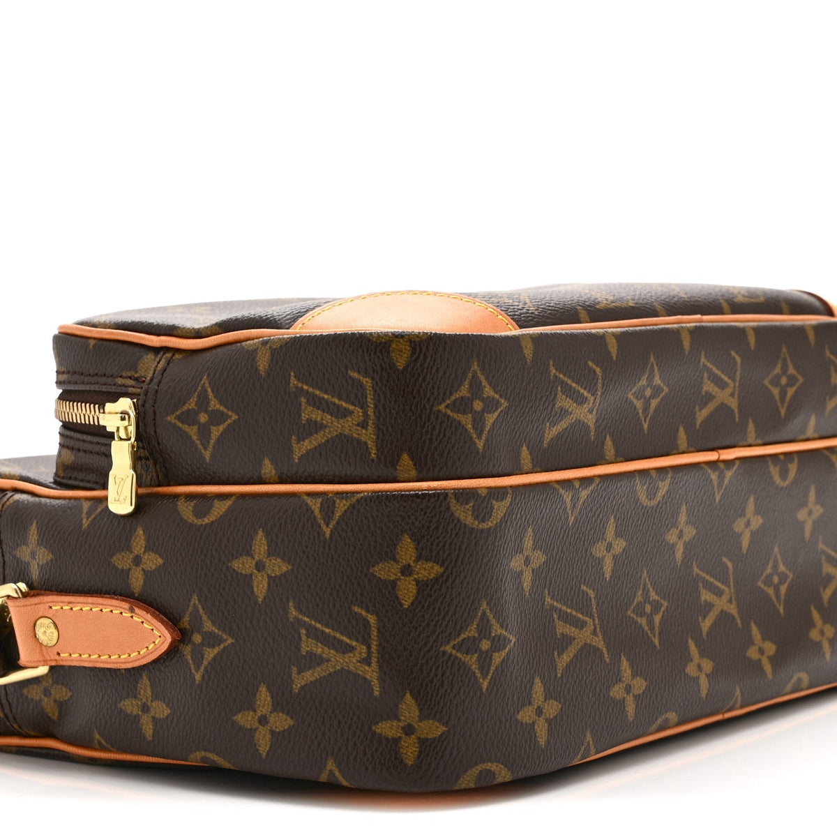 Louis Vuitton Monogram Nil 28