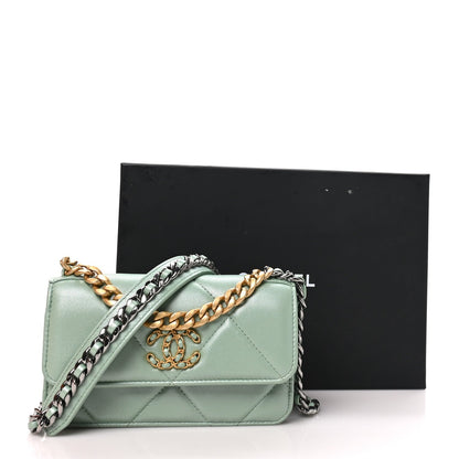 Chanel Lambskin Quilted 19 Flap Phone Holder With Chain Green 1986333