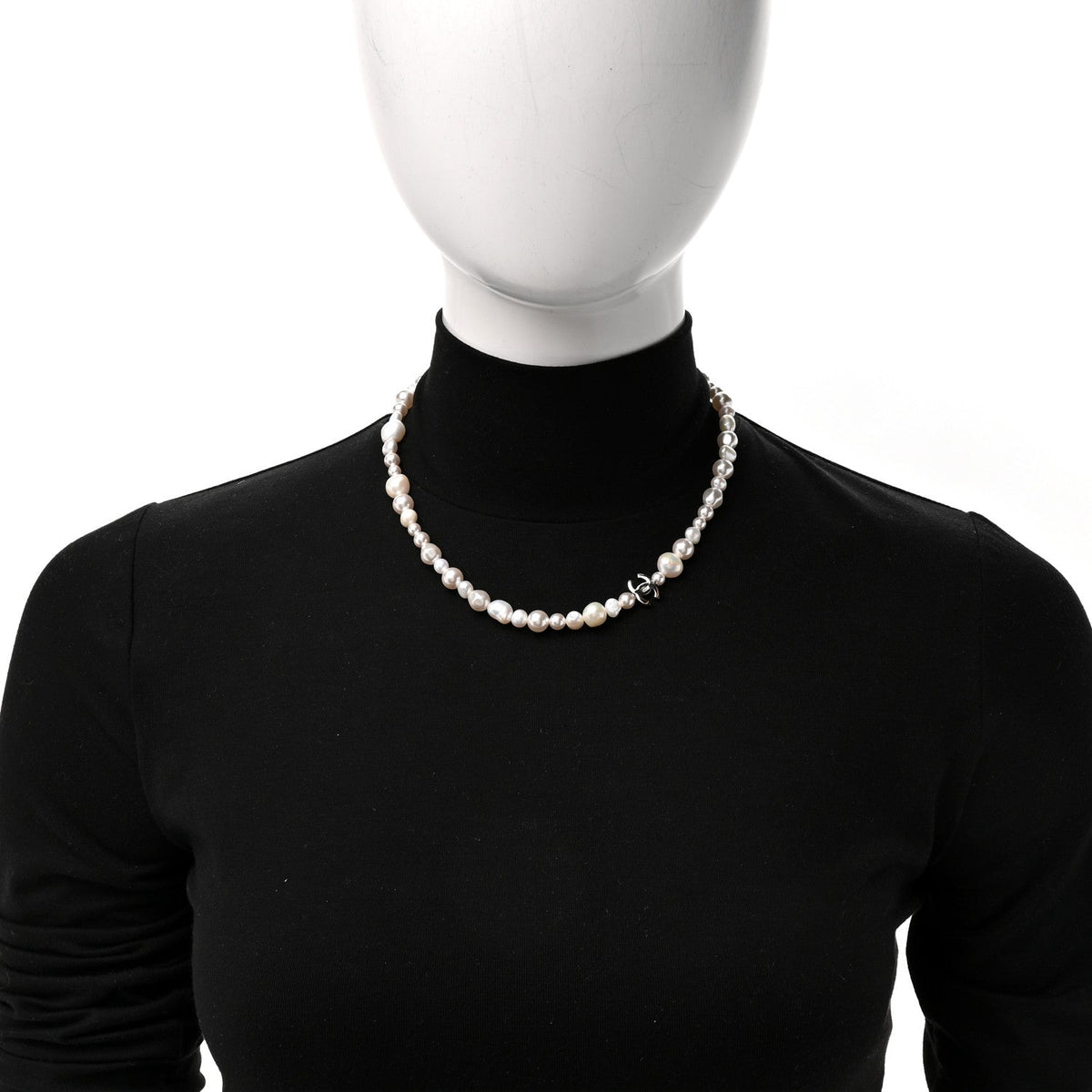 Chanel Pearl CC Short Necklace Silver