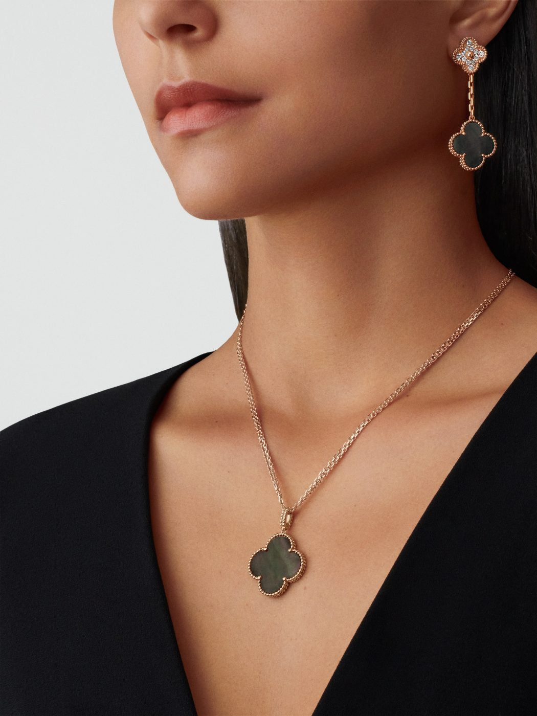 18K Yellow Gold Gray Mother of Pearl VCA Magic Alhambra Long Necklace