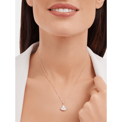 18K Gold Diamond Mother of Pearl Divas' Dream Necklace