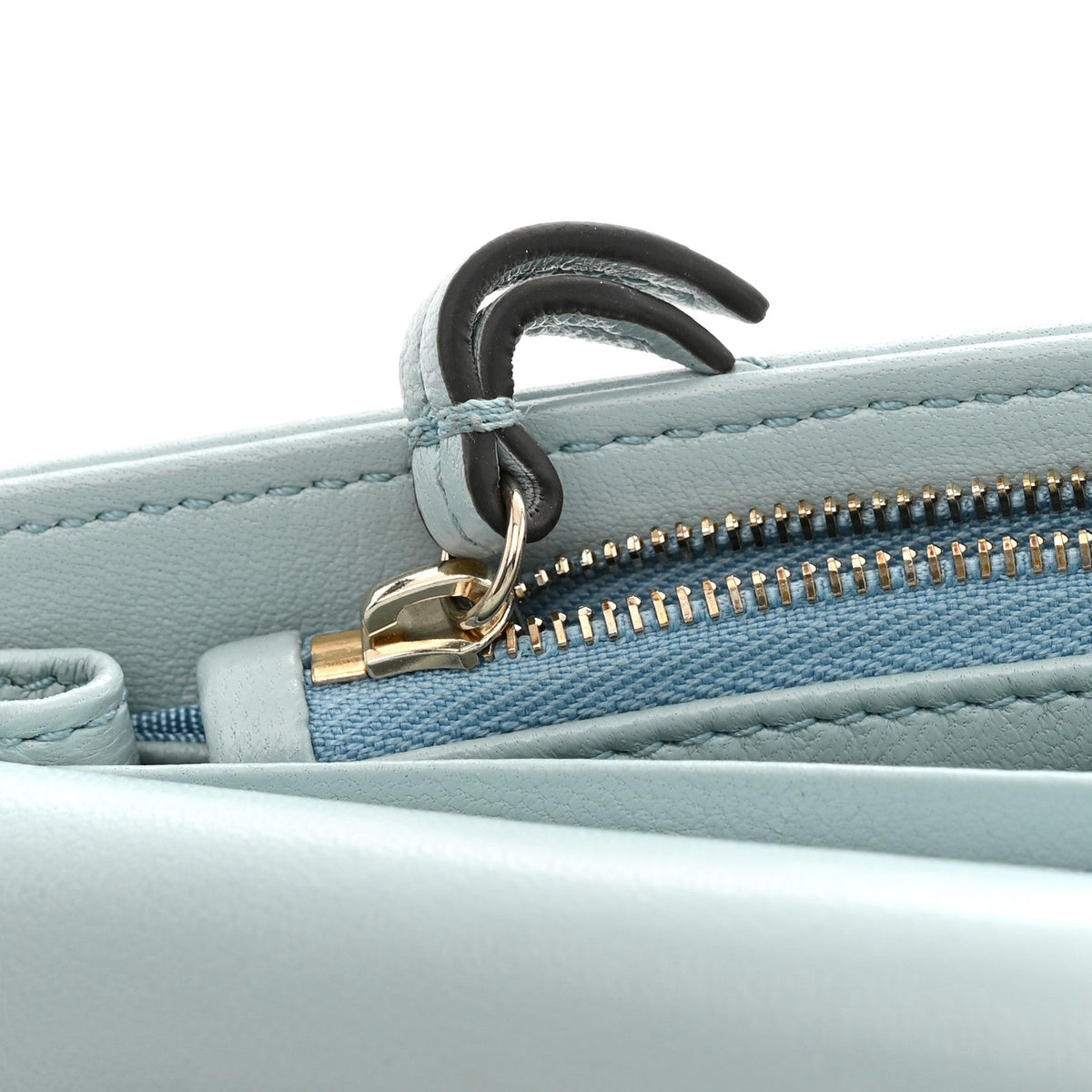Gucci Calfskin Matelasse GG Marmont Chain Wallet Light Blue