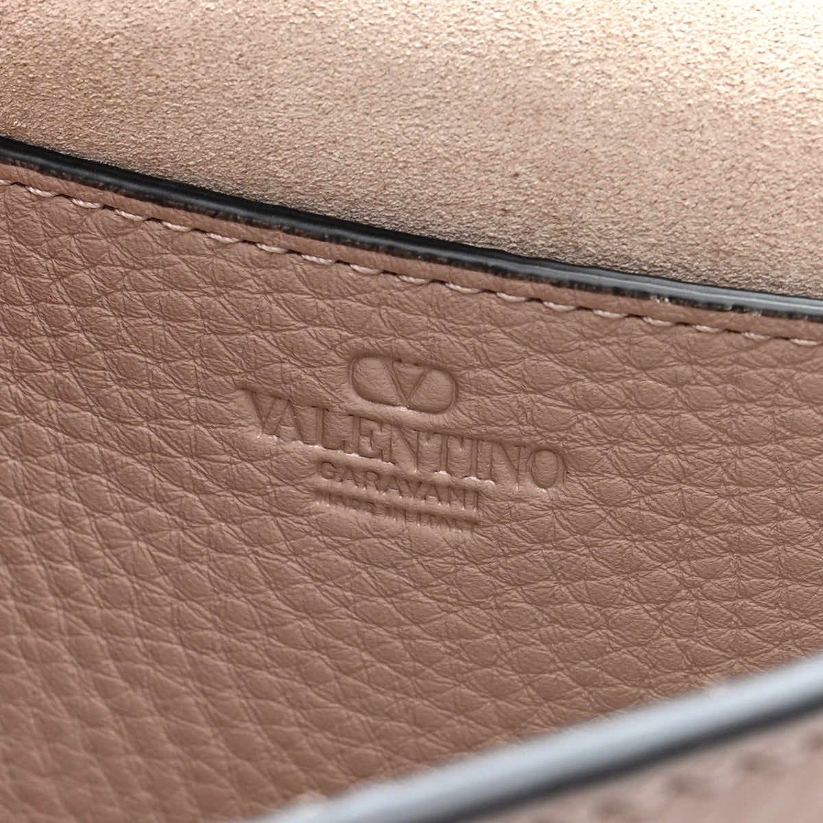 Valentino Garavani Pebbled Calfskin Medium Rockstud Flip Lock Crossbody Bag Poudre