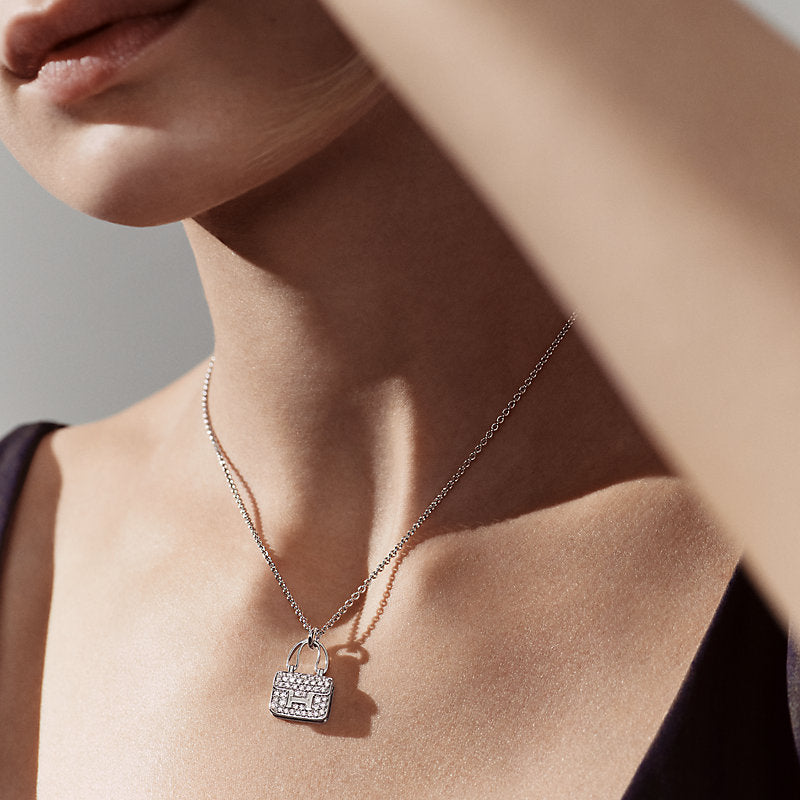 18K Gold Diamond Hermes Amulettes Constance Pendant