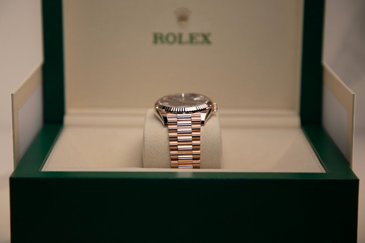 Rolex Oyster 40 mm Chocolate 18k Everose Gold 228235-0053