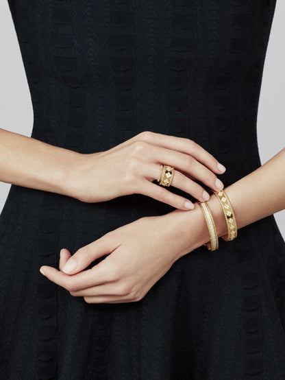18K Gold Van Cleef & Arpels Perlée Pearls of Gold Ring
