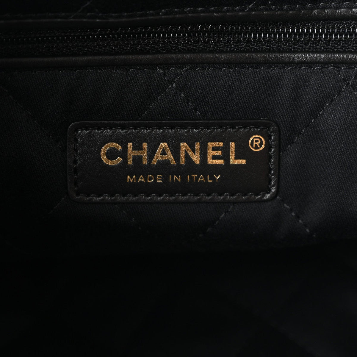 Chanel Shiny Caviar Quilted Monochrome Small 22 Shoulder Bag Black