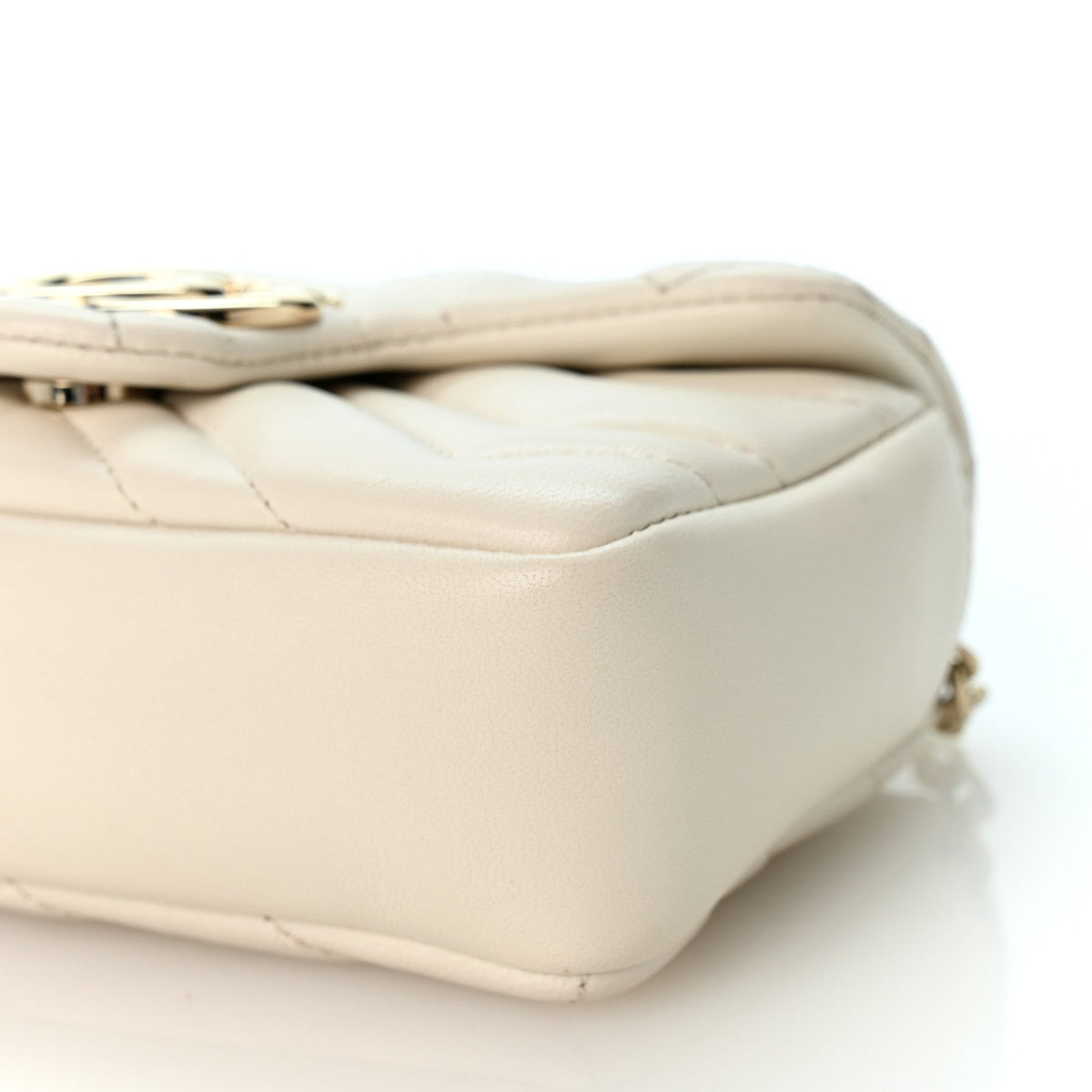 Gucci Lambskin Matelasse Mini GG Marmont Shoulder Bag White