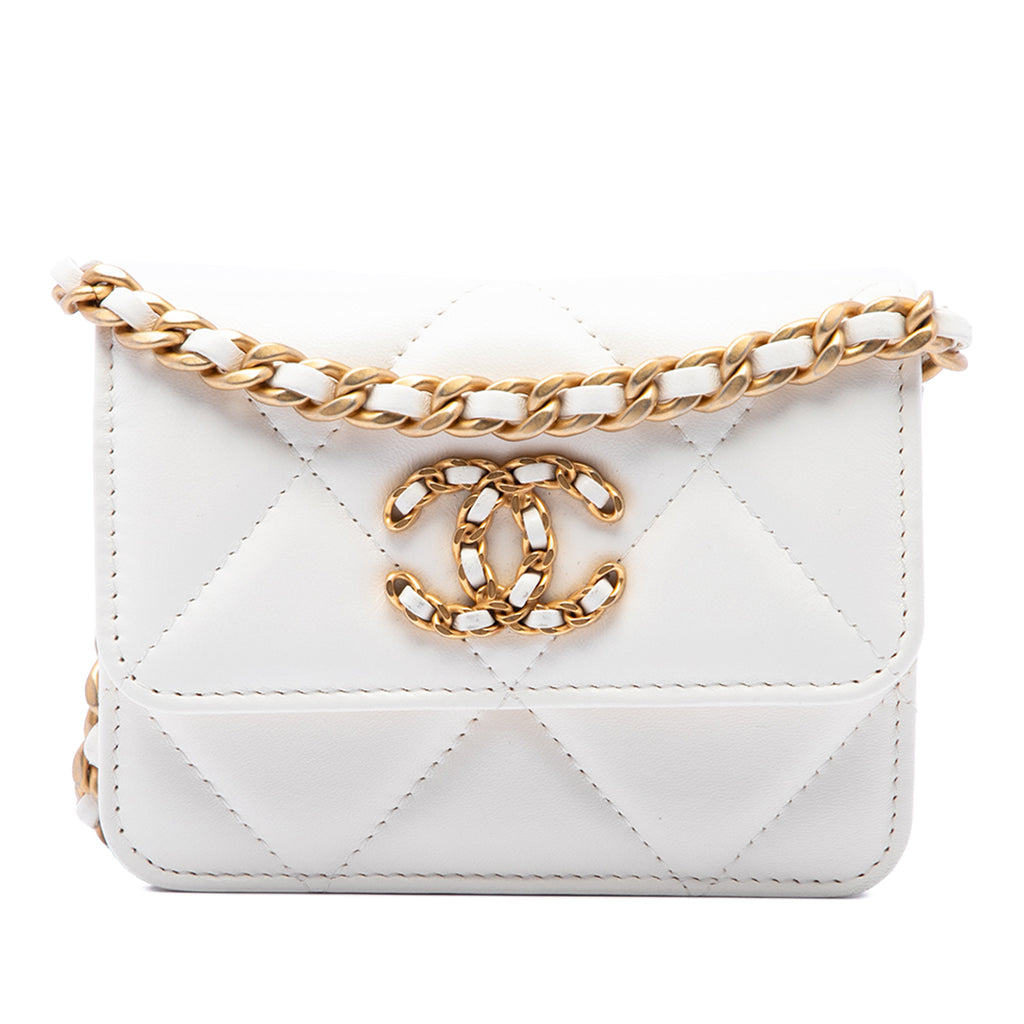19 Wallet on Chain Quilted Lambskin