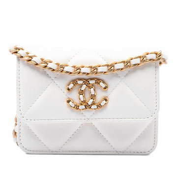 19 Wallet on Chain Quilted Lambskin