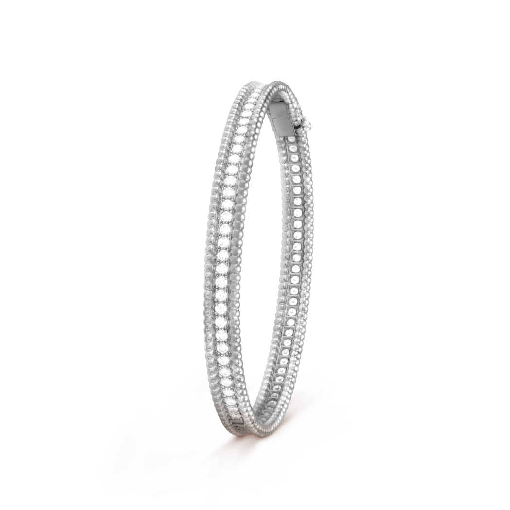 18K Gold Diamond VCA Perlée 1 Row Medium Model Bracelet