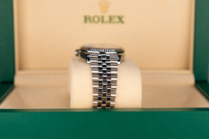 Rolex Datejust 36 mm Bright Blue Dial Oystersteel White Gold Jubilee 126234-0017