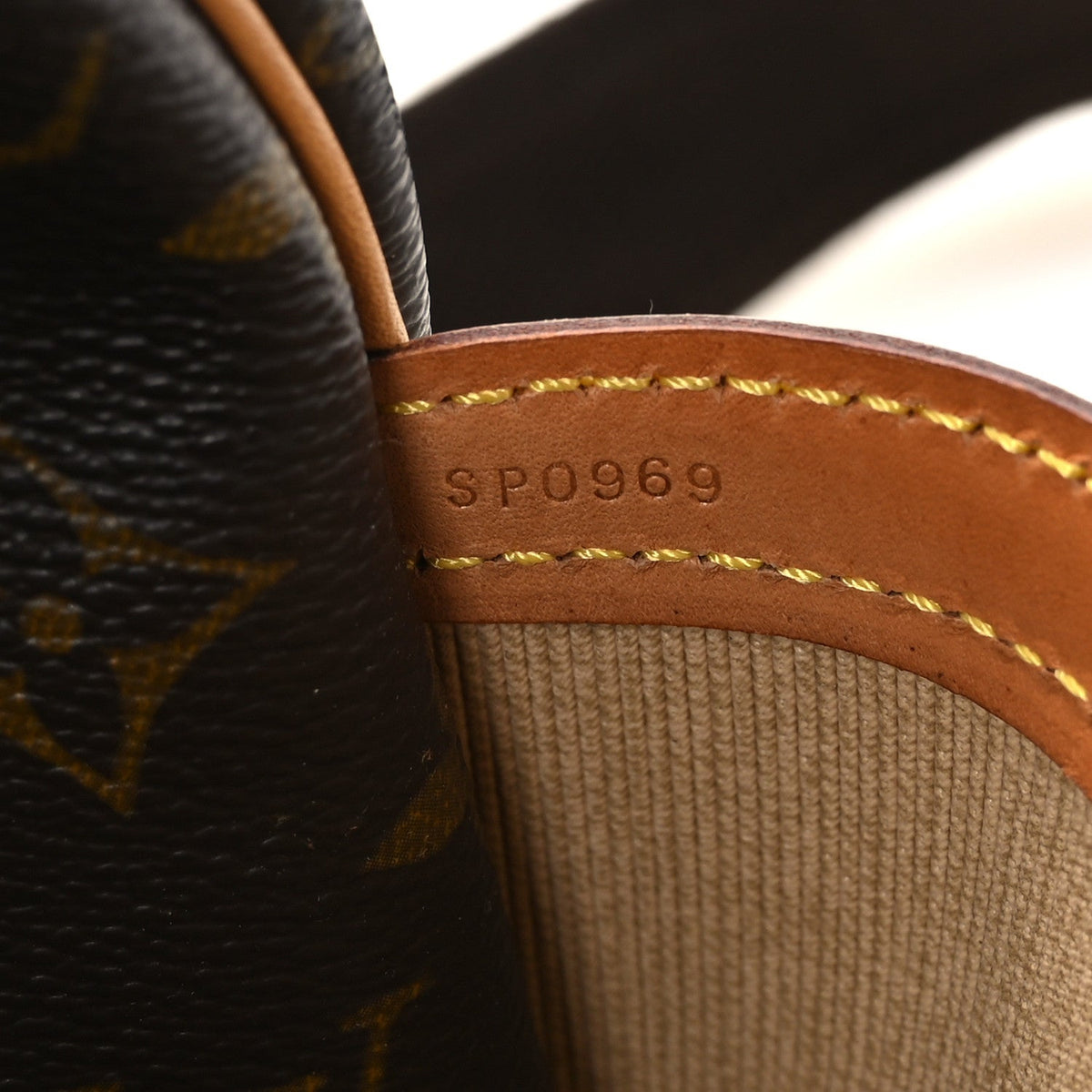 Louis Vuitton Monogram Reporter PM Brown