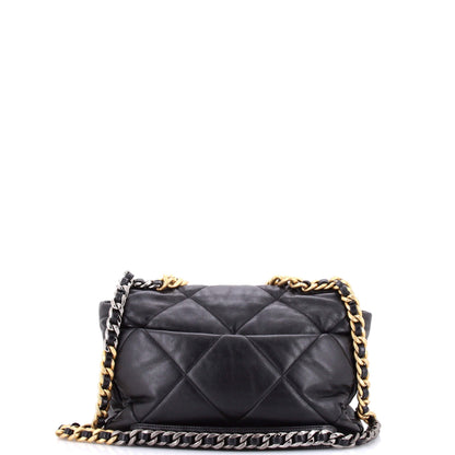 19 Flap Bag Quilted Leather Large