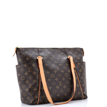 Totally Handbag Monogram Canvas MM