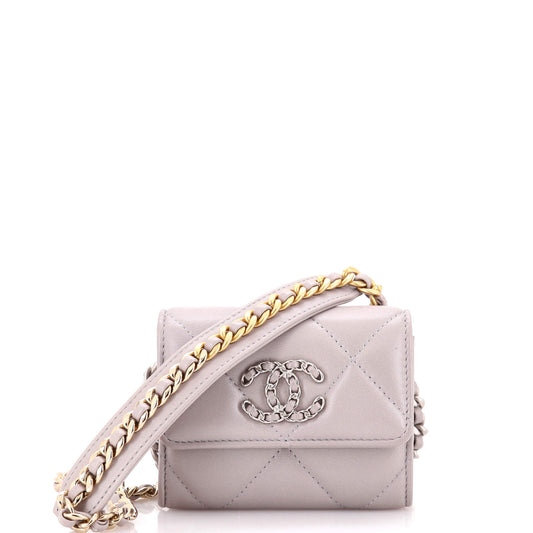 19 Card Holder on Chain Quilted Leather