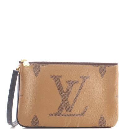 Double Zip Pochette Reverse Monogram Giant