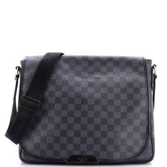 Daniel Messenger Bag Damier Graphite MM