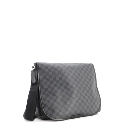 Daniel Messenger Bag Damier Graphite GM