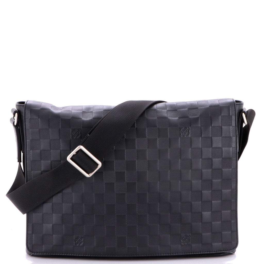 District NM Messenger Bag Damier Infini Leather MM