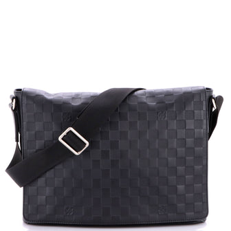 District NM Messenger Bag Damier Infini Leather MM