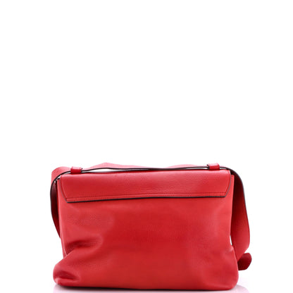 GG Marmont Shoulder Bag Leather Medium