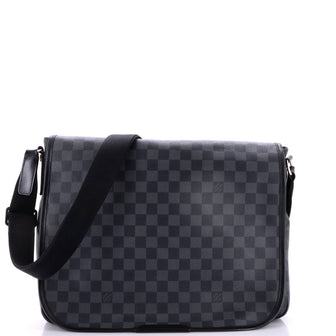 Daniel Messenger Bag Damier Graphite GM