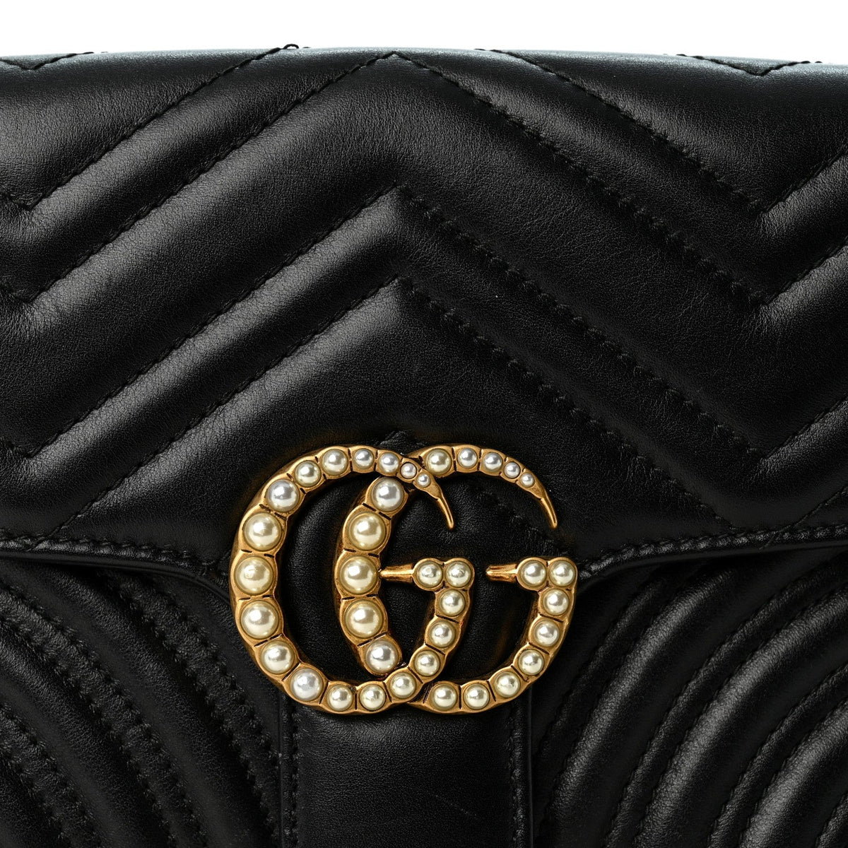 Gucci Calfskin Matelasse Pearly GG Marmont Chain Belt Bag Black