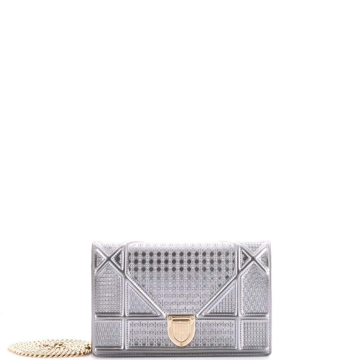 Diorama Wallet on Chain Cannage Embossed Calfskin