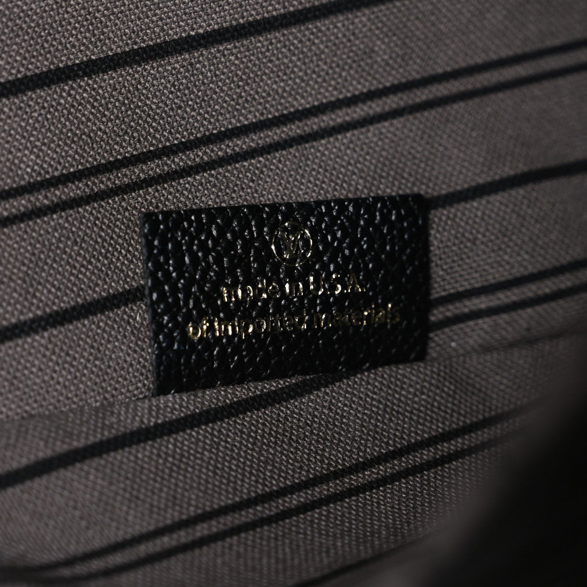 Louis Vuitton Empreinte Pochette Metis Black