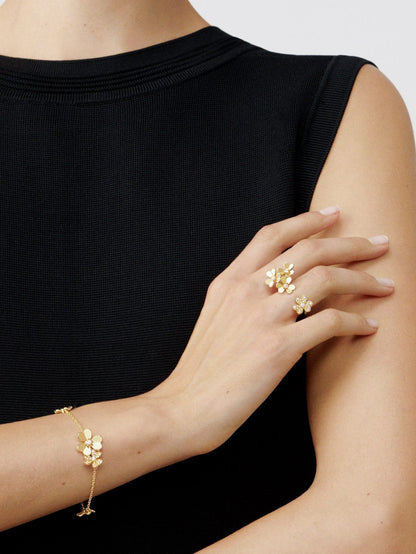 18K Gold Diamond VCA Frivole Between the Finger Ring