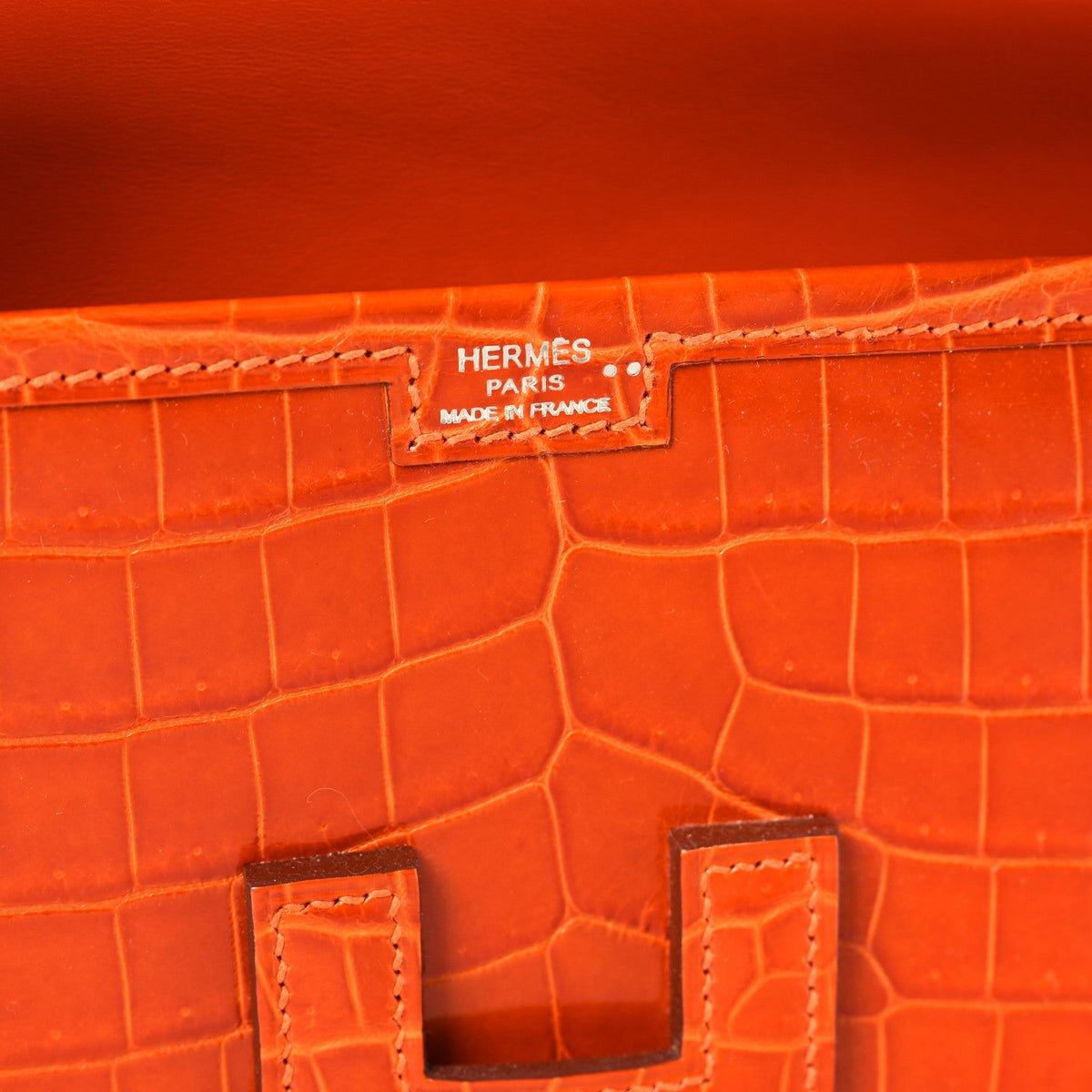 Hermes Shiny Niloticus Crocodile Jige Elan 29 Clutch Bougainvillea