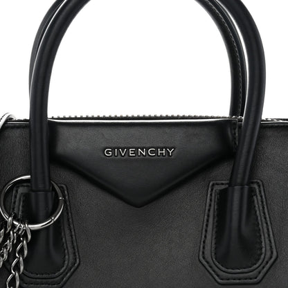 Givenchy Smooth Calfskin Chains Small Antigona Black