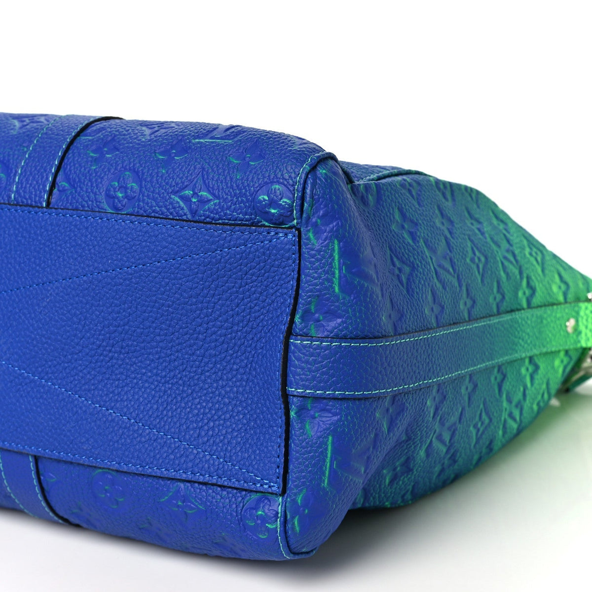 Louis Vuitton Taurillon Illusion Keepall Tote Bleu Vert