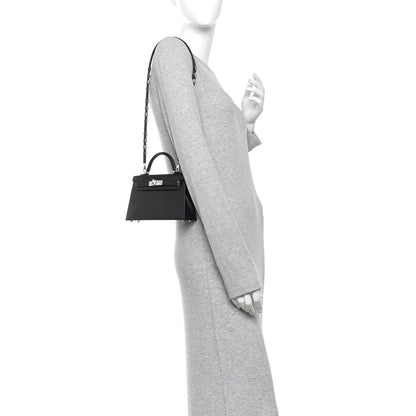 Hermes Chevre Chamkila Clou de Coeur Mini Kelly Sellier 20 Black