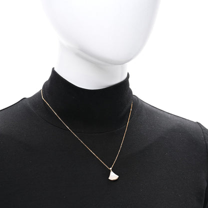 Bulgari 18K Yellow Gold Diamond Mother of Pearl Small Divas' Dream Pendant Necklace