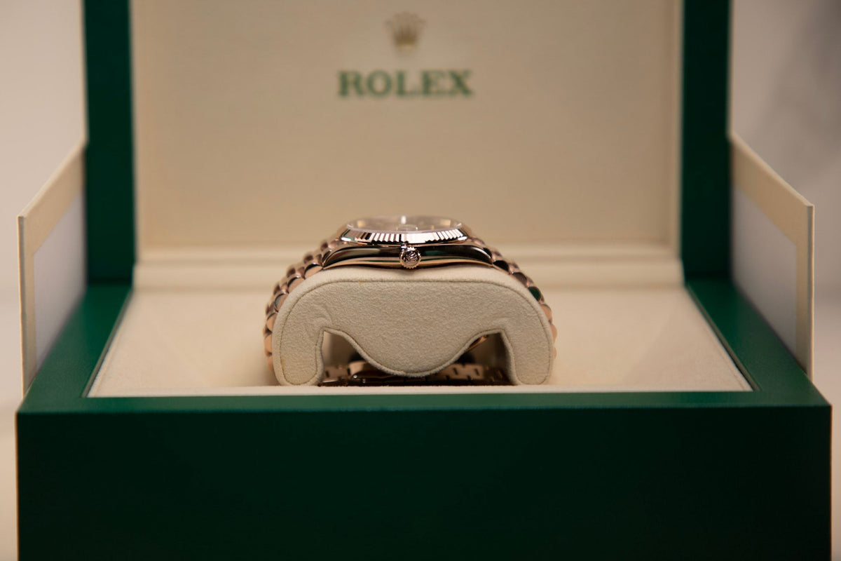 Rolex Oyster 40 mm Chocolate 18k Everose Gold 228235-0053