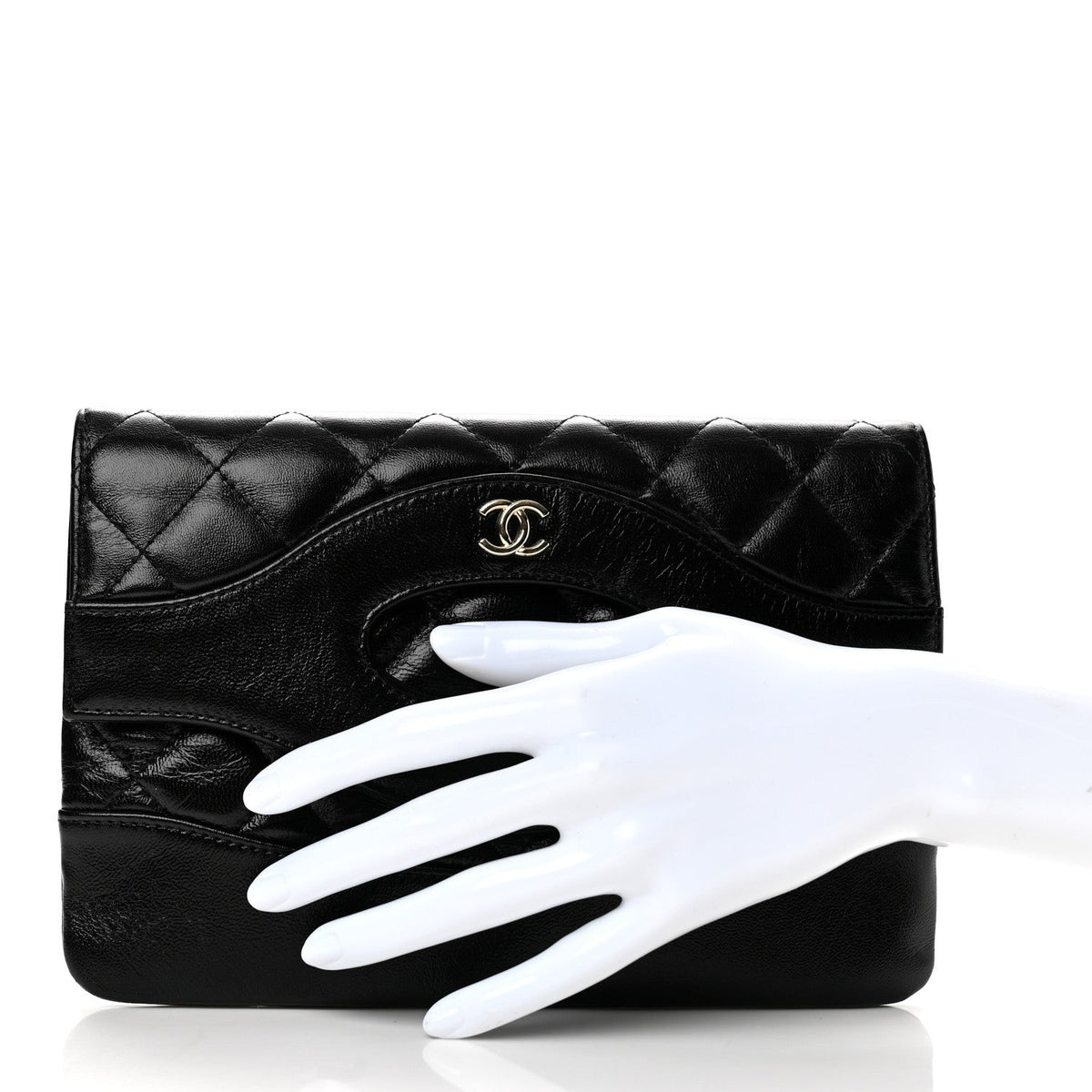 Chanel Shiny Lambskin Quilted 31 Clutch Black