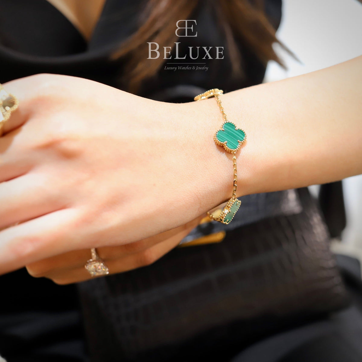 18K Yellow Gold Malachite VCA Vintage Alhambra Bracelet 5 Motifs