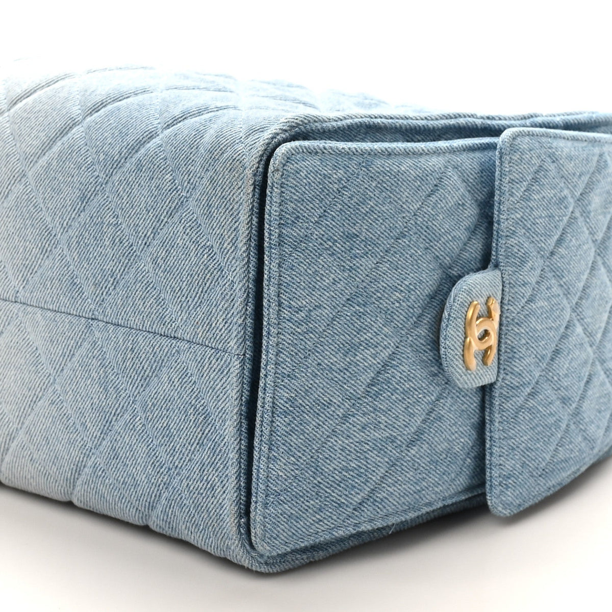 Chanel Washed Denim Quilted Medium 25 Handbag Blue