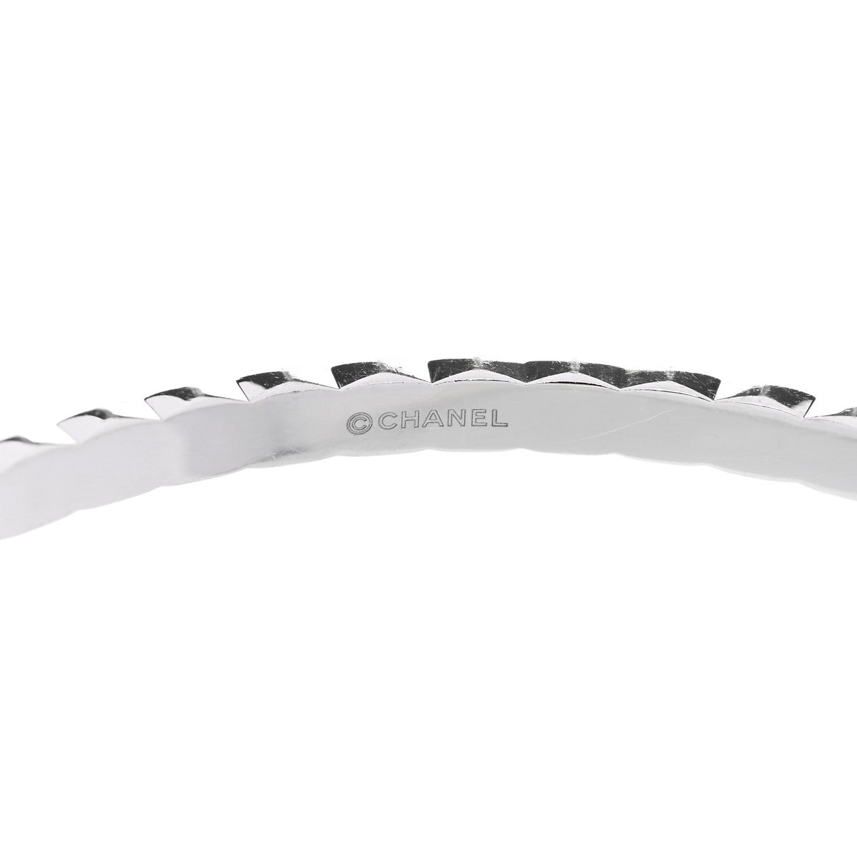 Chanel 18K White Gold Diamond Coco Crush Cuff Bracelet S