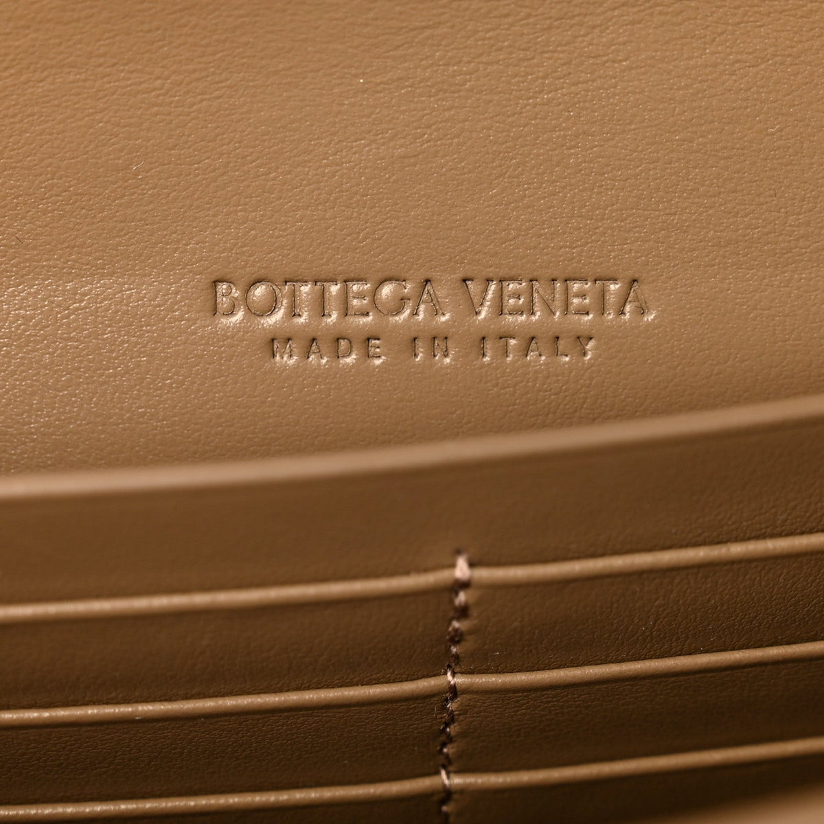 Bottega Veneta Nappa Intrecciato Long Andiamo Top Handle Clutch Pinecone 1983109